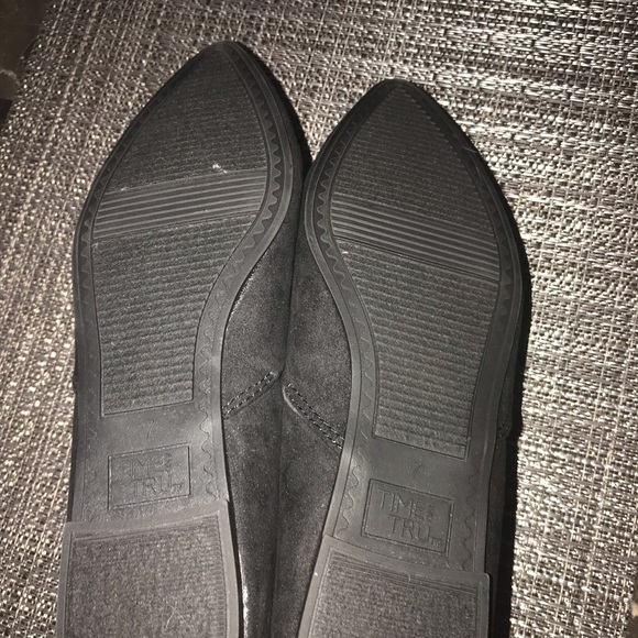 Like new/ slip on suede flats/memory foam insole - Picture 3 of 4